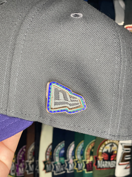 Az New Era Border Pin